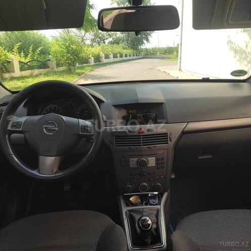 Opel Astra-8
