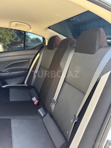 Nissan Sunny-8