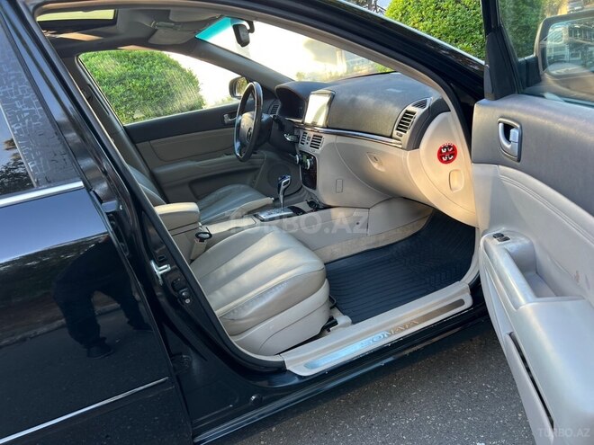 Hyundai Sonata-20