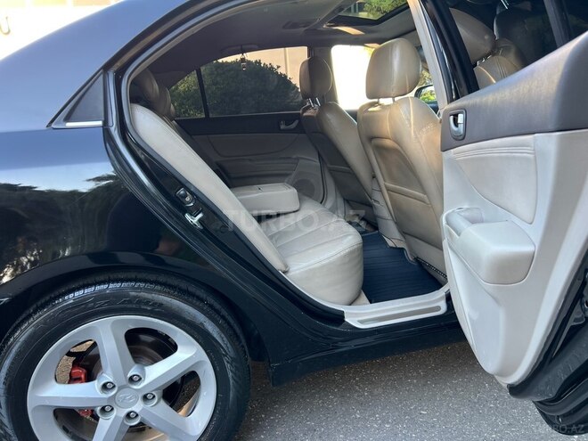 Hyundai Sonata-21
