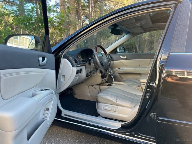 Hyundai Sonata-19