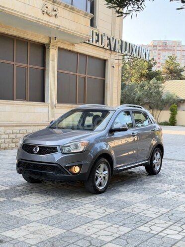 Ssang Yong Korando-13
