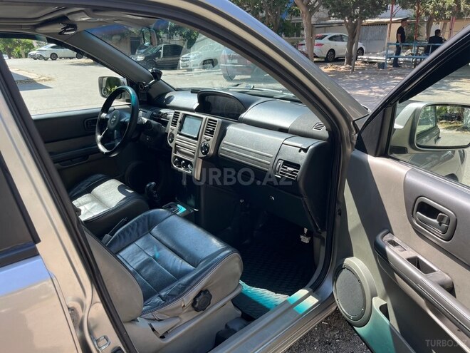 Nissan X-Trail-11