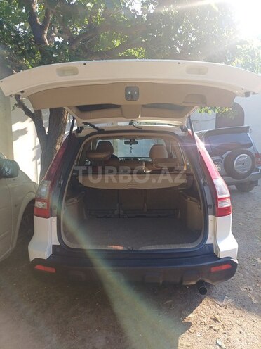 Honda CR-V-6