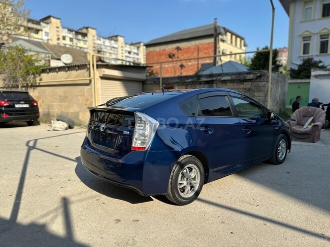 Toyota Prius-9