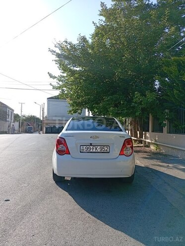 Chevrolet Aveo-2