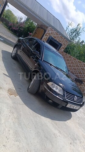 Volkswagen Passat-2