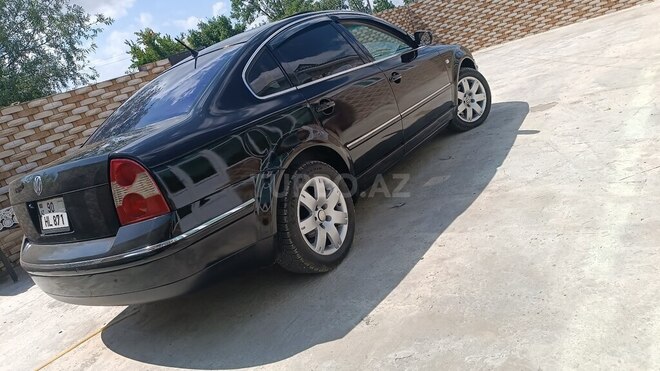 Volkswagen Passat-4