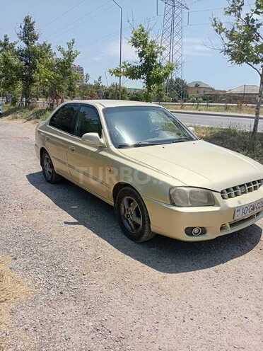 Hyundai Accent-3