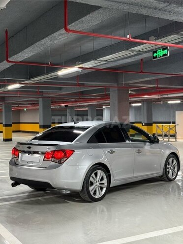 Chevrolet Cruze-5