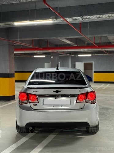 Chevrolet Cruze-4