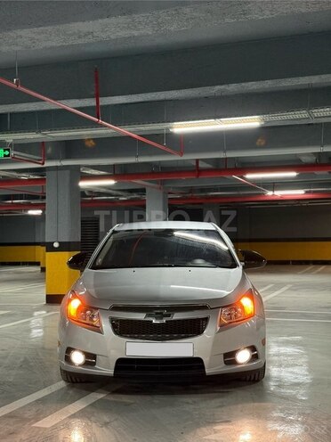 Chevrolet Cruze-1