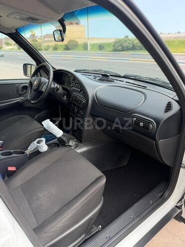 Chevrolet Niva-3