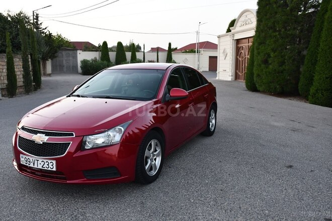 Chevrolet Cruze-12
