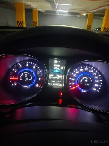 Hyundai Santa Fe-9