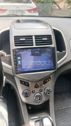 Chevrolet Aveo-8