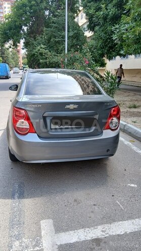 Chevrolet Aveo-3