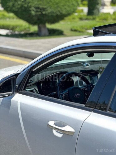 Kia Optima-3