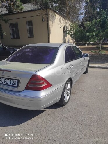 Mercedes C 240-3