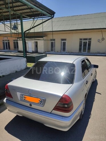 Mercedes C 220-4