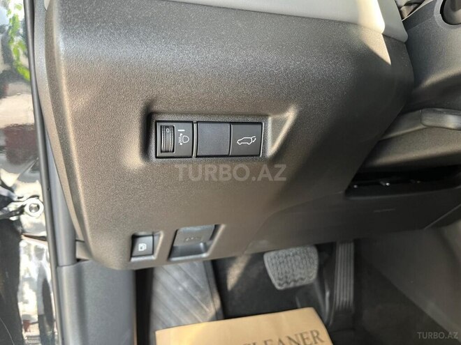 Toyota Wildlander-10
