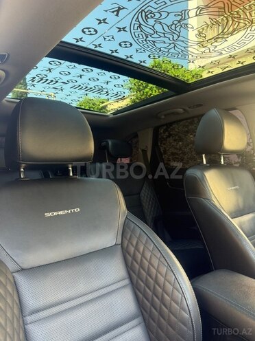 Kia Sorento-11