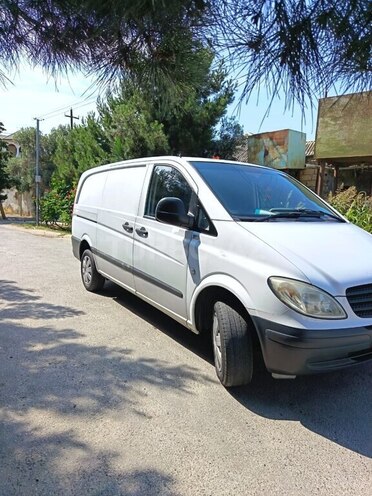 Mercedes Vito-8