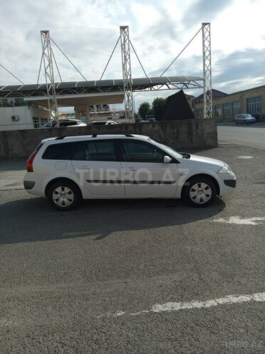 Renault Megane-2