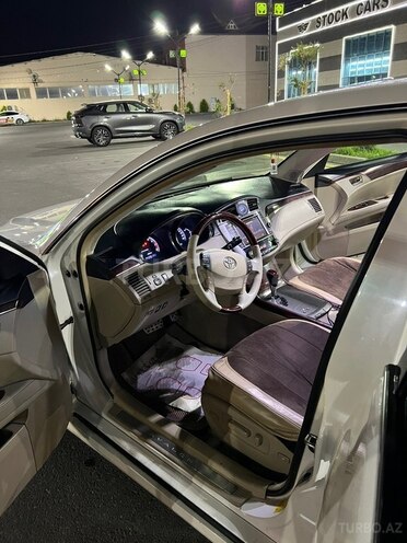 Toyota Avalon-6