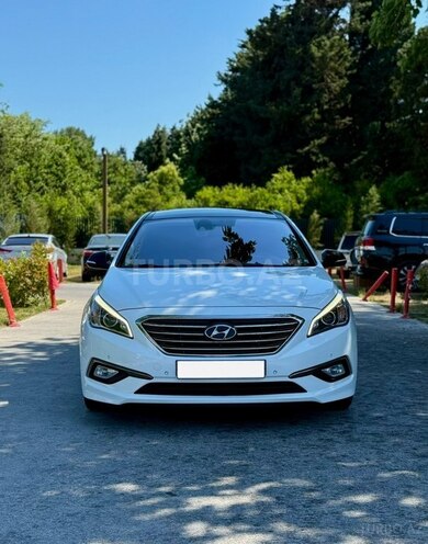 Hyundai Sonata-2