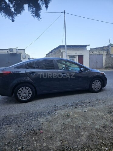 Kia Forte-10