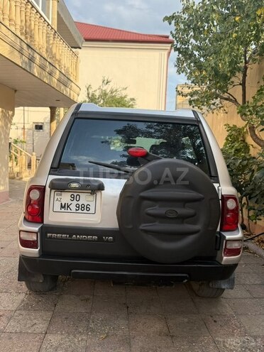 Land Rover Freelander-2