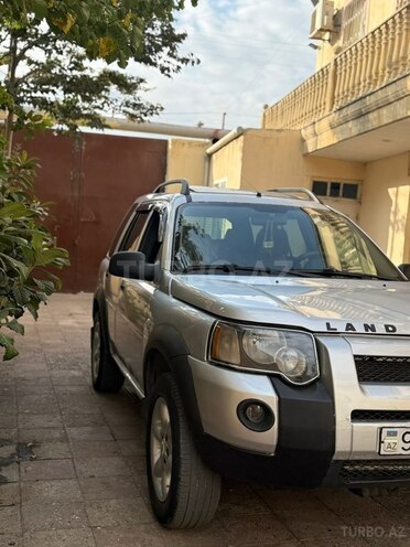 Land Rover Freelander-3