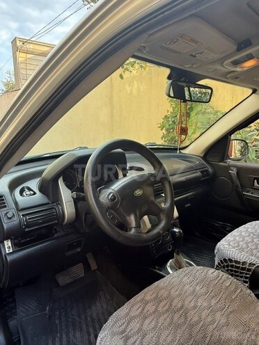 Land Rover Freelander-5
