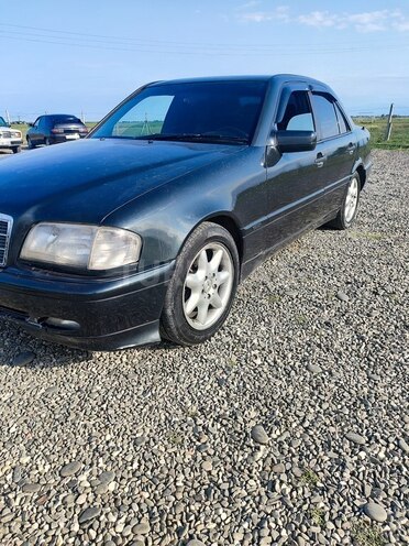 Mercedes C 180-3