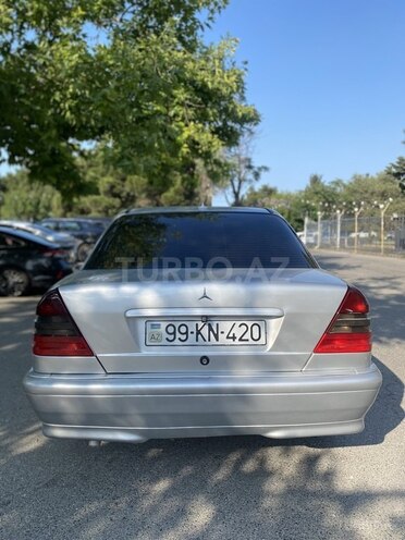 Mercedes C 180-2