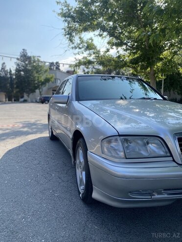 Mercedes C 180-5