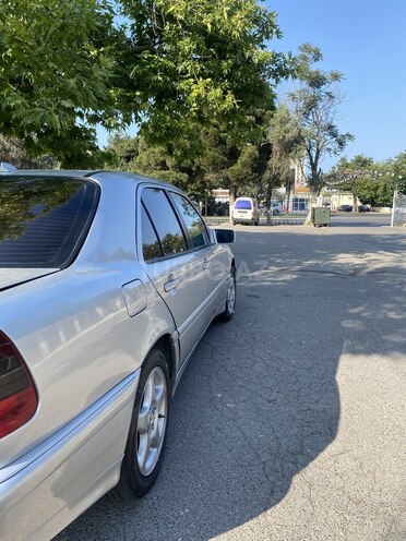 Mercedes C 180-6