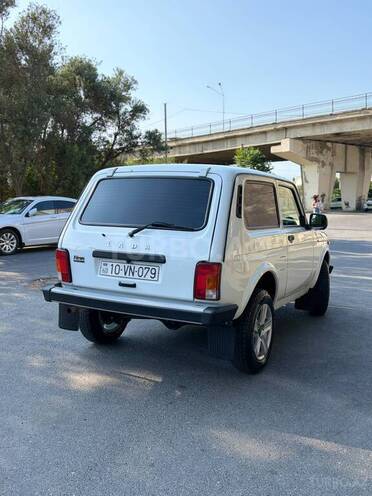 LADA (VAZ) Niva-6