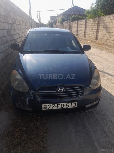 Hyundai Accent-1
