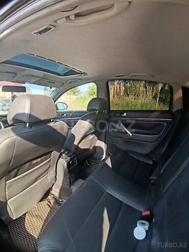 Volkswagen Passat-6