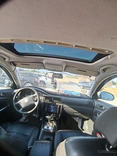 Volkswagen Passat-11