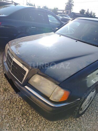 Mercedes C 280-1