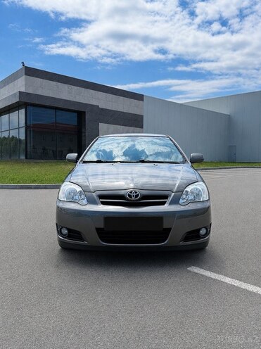 Toyota Corolla-1