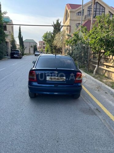 Opel Astra-2