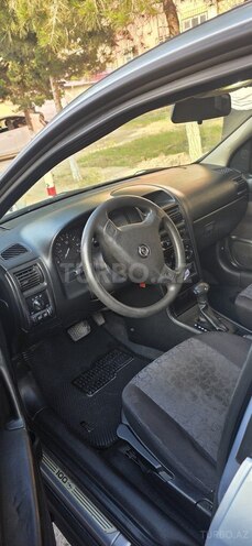 Opel Astra-10