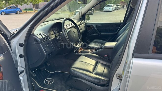Mercedes ML 350-7