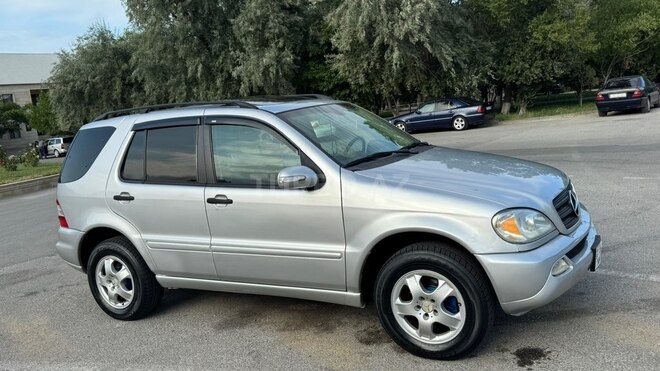Mercedes ML 350-19