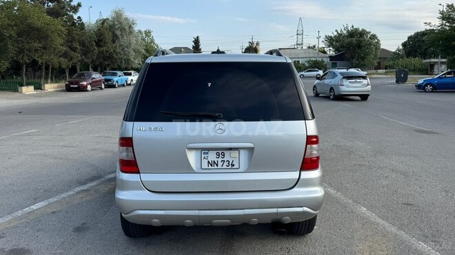 Mercedes ML 350-17