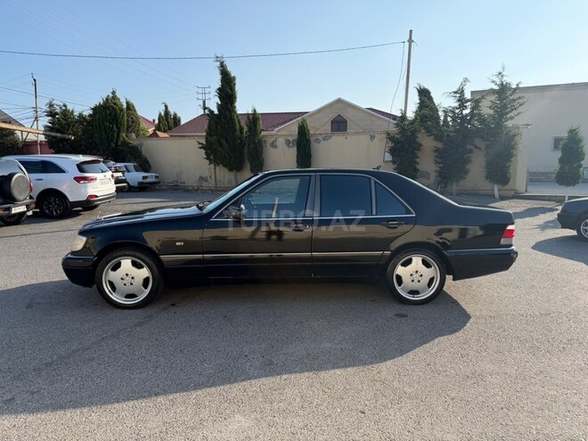 Mercedes S 320-4